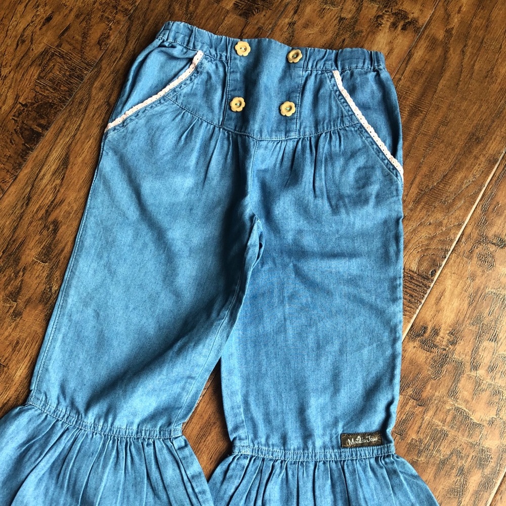 NWOT Matilda Jane Size 6 CAPRI